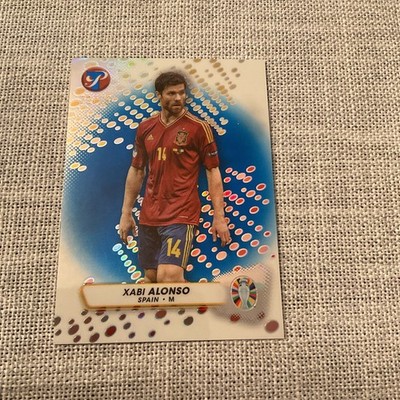2023 Topps Pristine Road to UEFA Euro 2024 Blue Refractor /75 Xabi Alonso