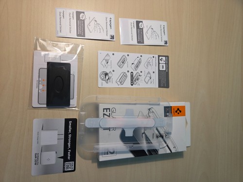 ONE Clear Glass SPIGEN EZ FIT for IPHONE 12 MINI Screen Protection AGL01815 - Picture 4 of 8