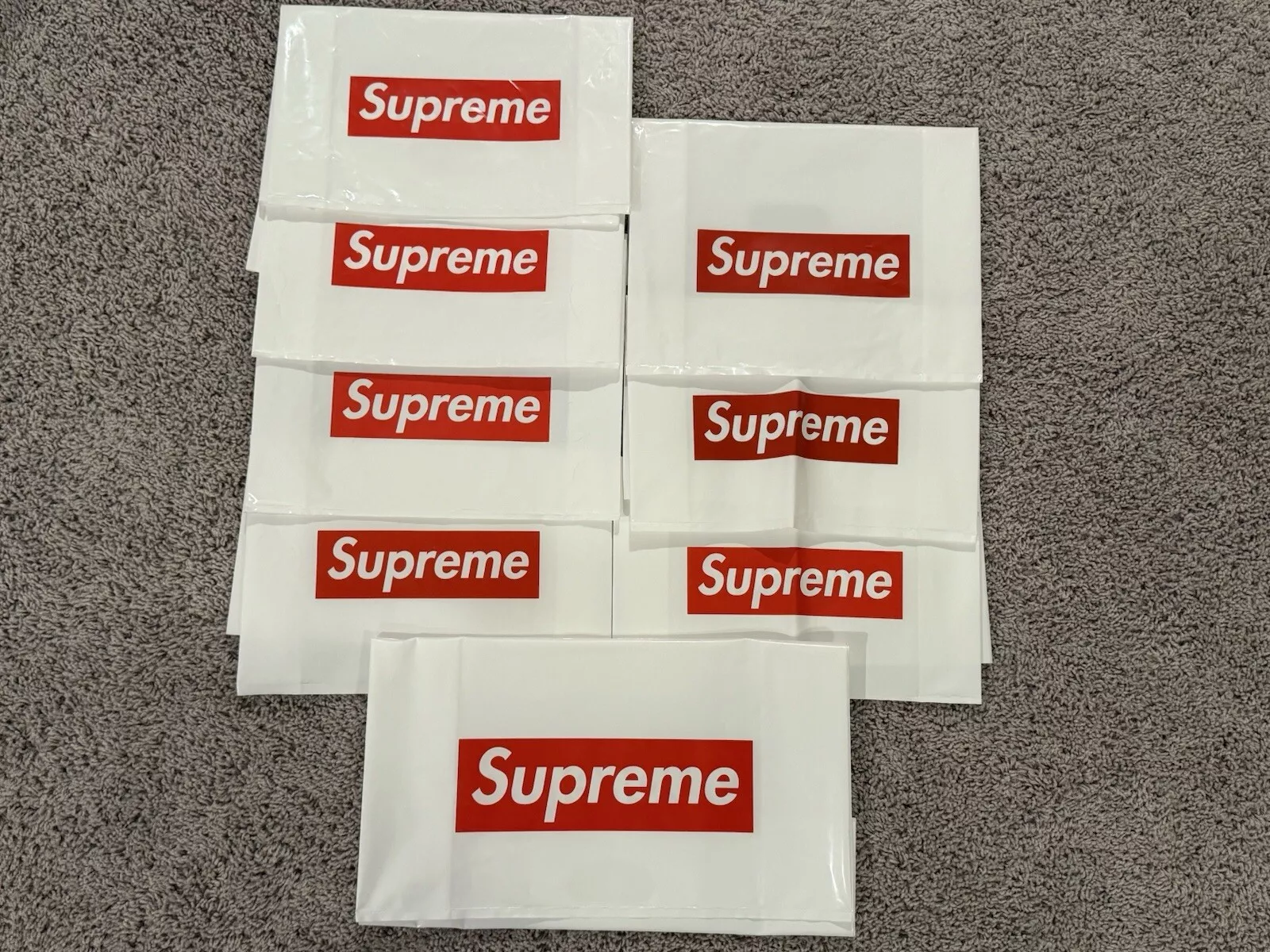 Lot de 8 sacs plastiques avec logo Supreme Box blancs tailles 13x16 et 16x23