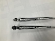 New OEM Parts Windshield Front Wiper Arm LH RH 2P For Chevrolet Trax 2013-2015 E