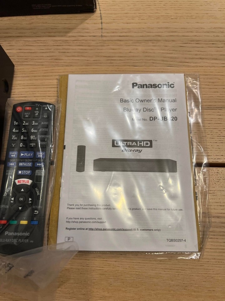 Panasonic DPUB820PK Ultra HD, HDR, 4K Blu Ray Disc Player With Remote