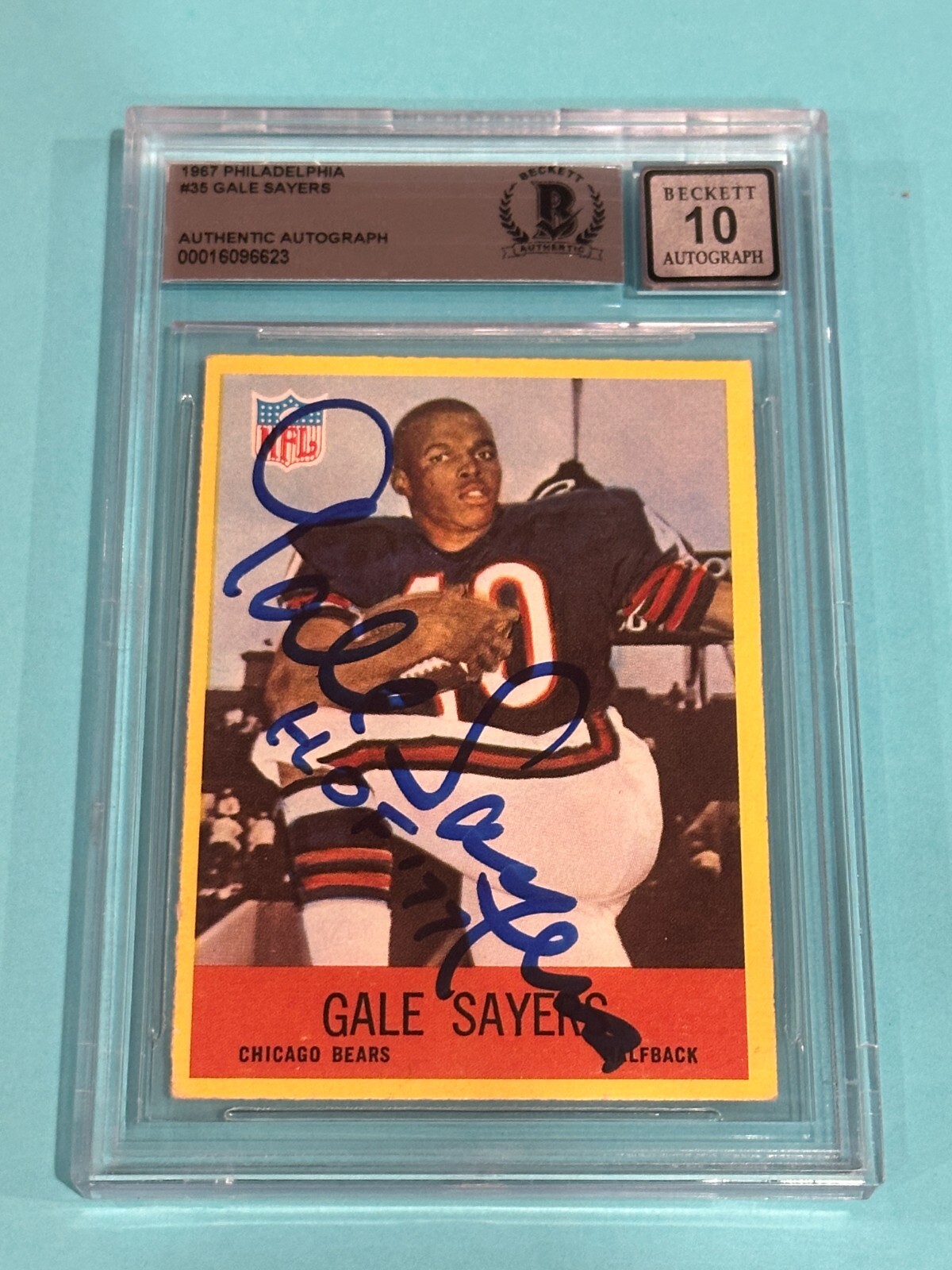 Gale Sayers Autographed Signed Chicago Bears 1967 PHILADELPHIA Card #35 Beckett Auth GRADED 10 BAS w/ HOF 