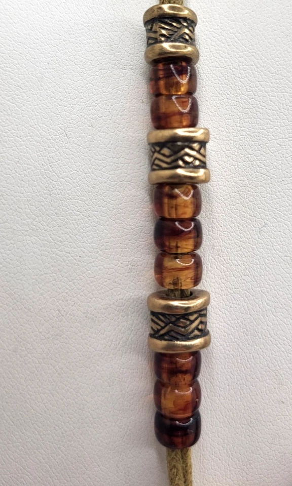 Collar con cordón de cuentas de color tortuga colgante martillado bronce Premier Designs 17" Foto 3 de 4