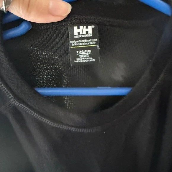Helly Hansen Kids Black Base Layer Set Long Sleeve Top & Pants 16 Youth - Image 4 of 4