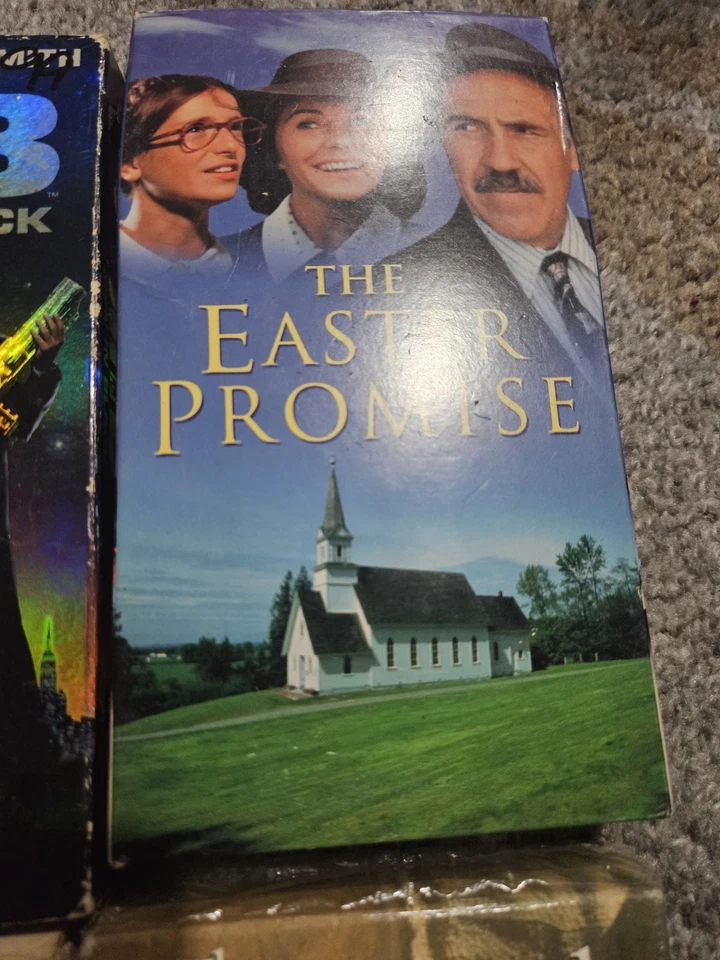 HUGE Lot of 12 Classic VHS Tapes - Tom Cruise, Mel Gibson, Jimmy Stewart -... - Imagem 3 de 4