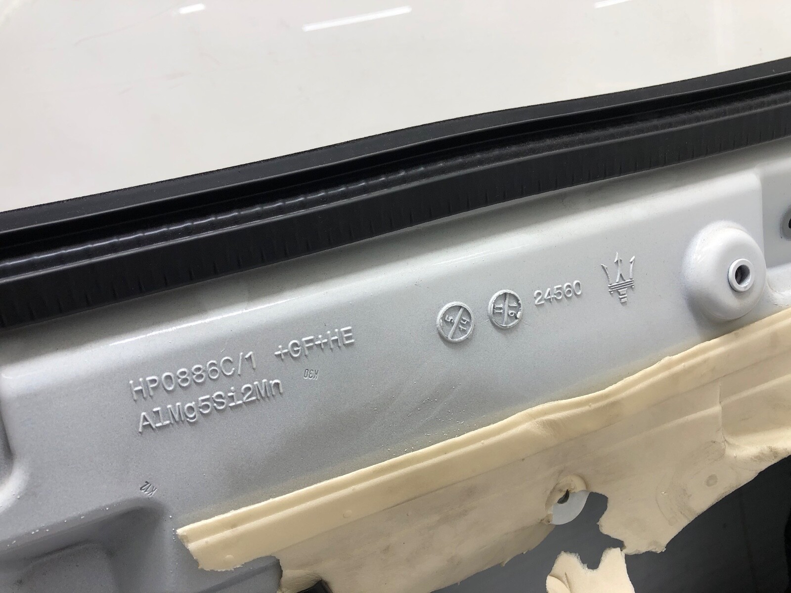 2014-2020 MASERATI QUATTROPORTE RIGHT PASSENGER FRONT DOOR SHELL OEM.
