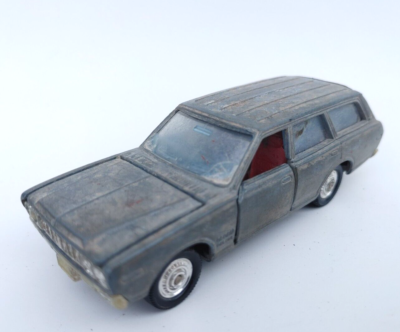 tomica DANDY NO.15 NISSAN グロリア バン 日本製 1/49