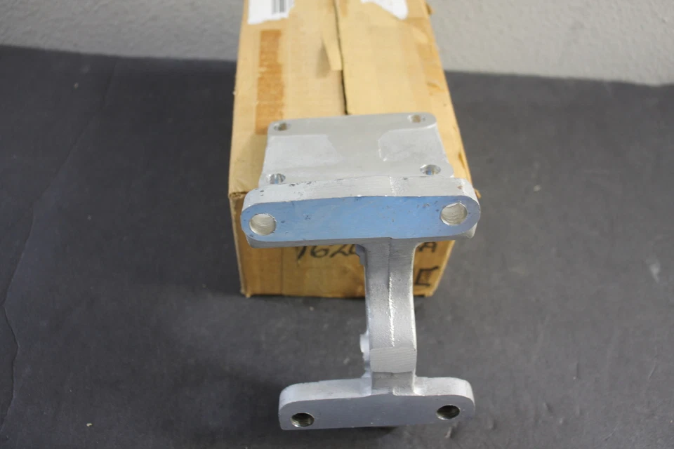 Nuevo de Lote Antiguo Harley Davidson XR XR750 XR-750 XRTT KR WR Montaje Motor Trasero # 16201-58A Foto 4 de 4