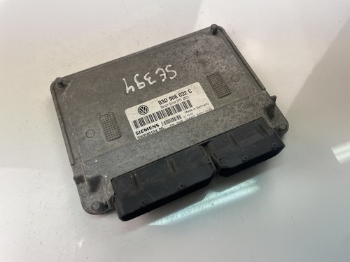 VW POLO 9N Motorsteuergerät ECU 03D906032C 2001 17213857