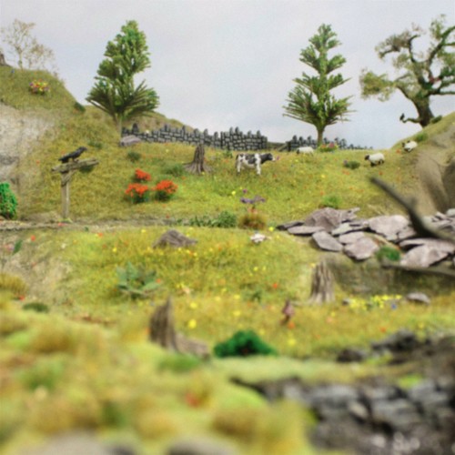 WWS Static Grass Layering Spray 250ml for Railway Modelling & Wargame Terrain - Picture 6 of 7
