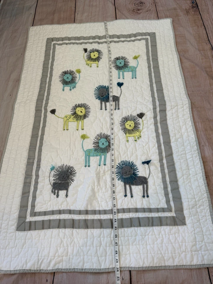 Manta de algodón orgánico Pottery Barn Baby Quilt Lion gris para niños pequeños Foto 3 de 4