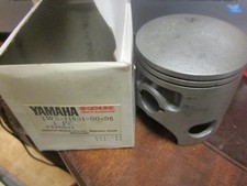 Yamaha IT 250 piston new 1W5 11631 00 96
