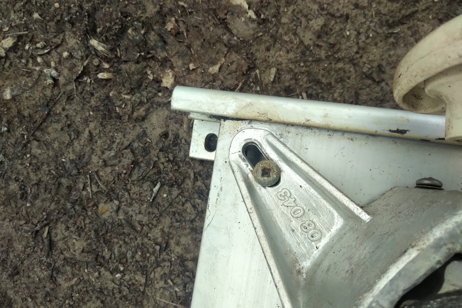 SEAT SLIDE BASE GARELICK Eezin BOAT SEAT MOUNT SWIVEL 08043 eBay