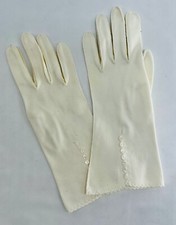Vintage White Cloth Mid Length Gloves Size S Button Trim Perfect Condition 
