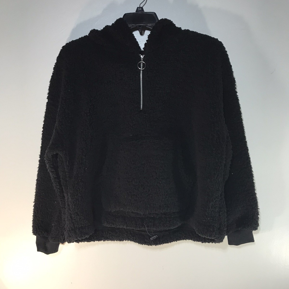 Love Tree Black Faux Fur 1/4 Zip Hooded Cropped Pullover Womens Size M New