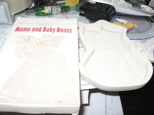 LONABERGER POTTERY MAMA AND BABY BUNNY 1994 COOKIE MOLD BRAND NEW IN BOX