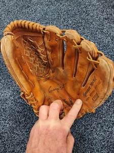 WILSON ~ FIELD MASTER ~ Gant de baseball jeunesse ~ A2614 cuir Mitt 9,5