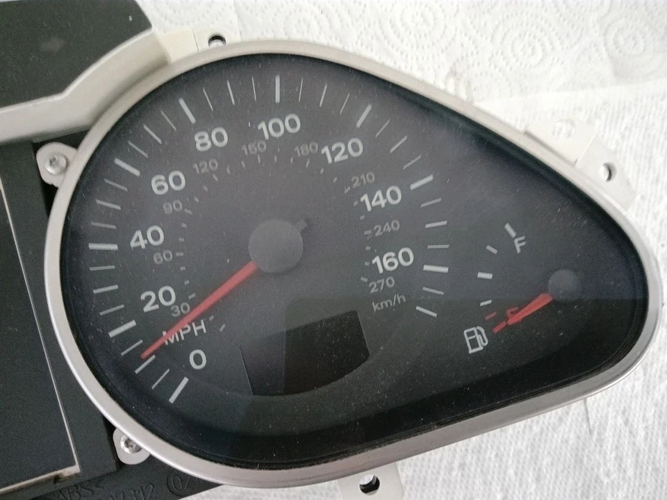 Приборная панель спидометра без адаптивного круиза MPH 2007 2008 Audi Q7 - Изображение 3 из 4