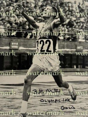 Billy Mills (American Gold Medalist 1964 Tokyo Olympiade) Nachdruck Signé 11 ''