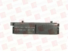 SIEMENS 6ES7921-3AF00-0AA0 / 6ES79213AF000AA0 (NEW IN BOX)
