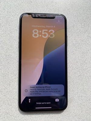 Apple iPhone Xs 64GB Space Gray Factory Unlocked / No Face IF