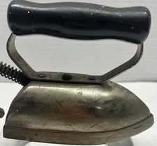 Antique Boudoir Iron Dover MFG CO USA No.25  2 1/2 Pounds Tested/Works