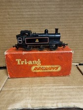 Vintage OO Gauge Tri-ang R52 0-6-0 Tank Loco BR Black Livery Train With Box