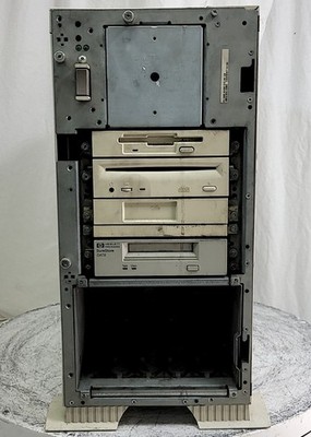 COMPAQ Proliant Series 4070 TOWER Server Pentium 2 SEE NOTES