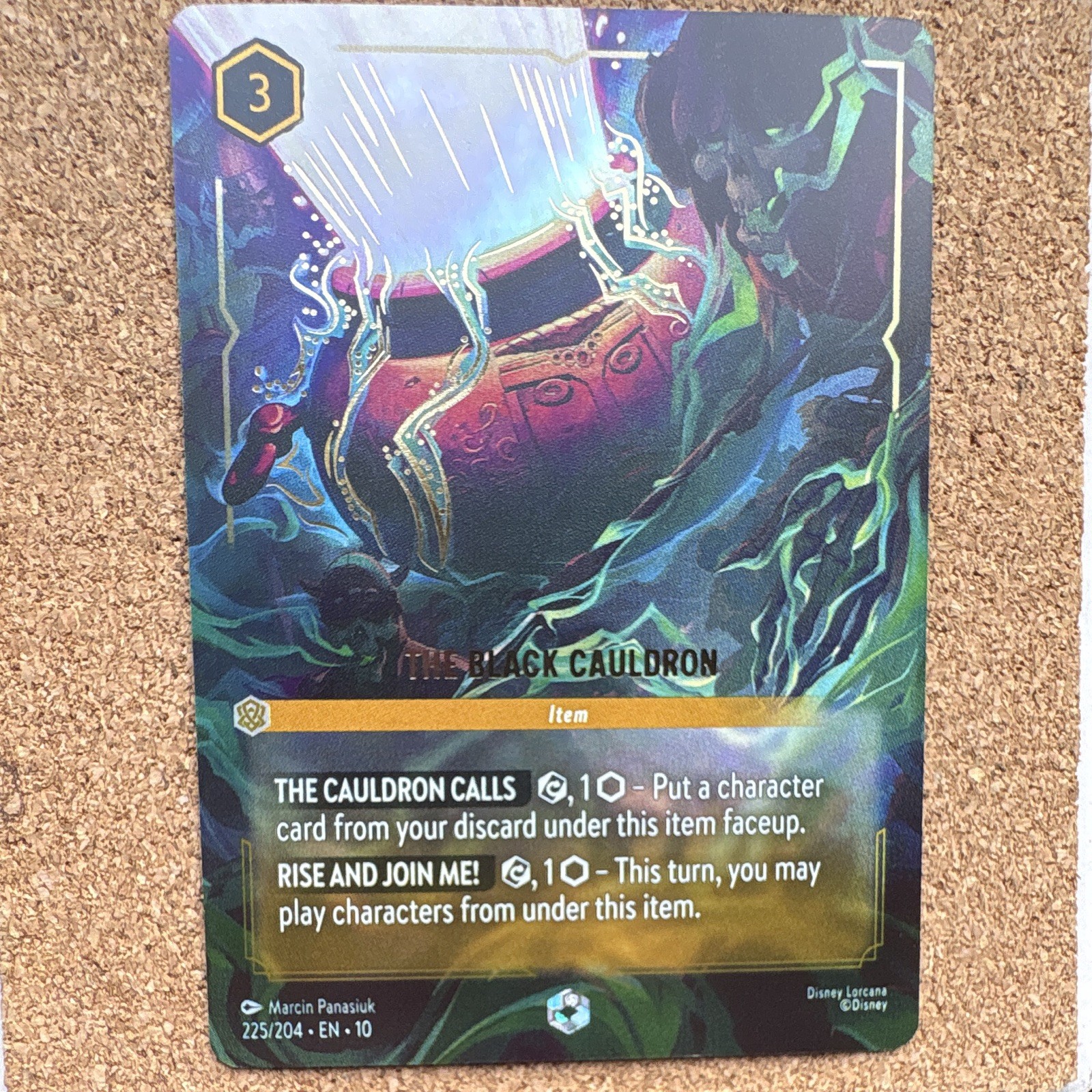The Black Cauldron (Enchanted) 225/204 Whispers in the Well Holo