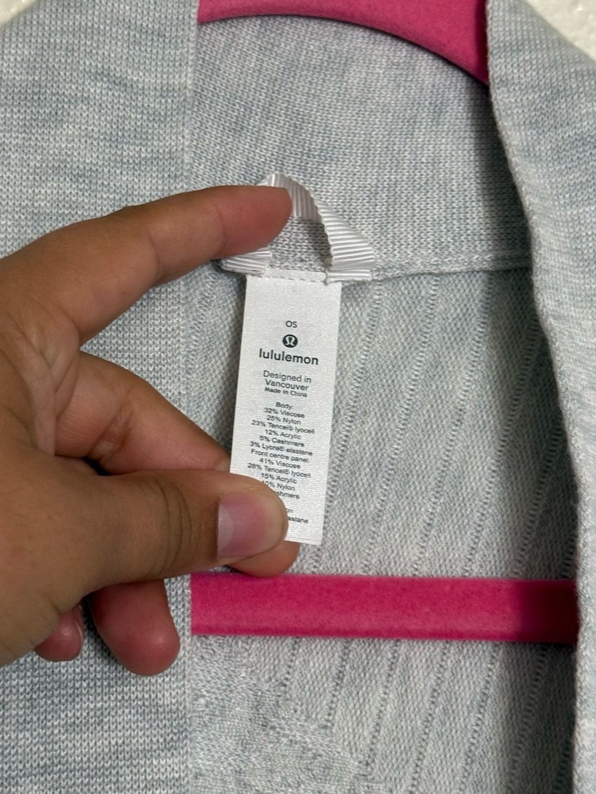 lululemon athletica Dream Weaver Wrap poncho Heathered Core Ultra Light Grey OS image 6