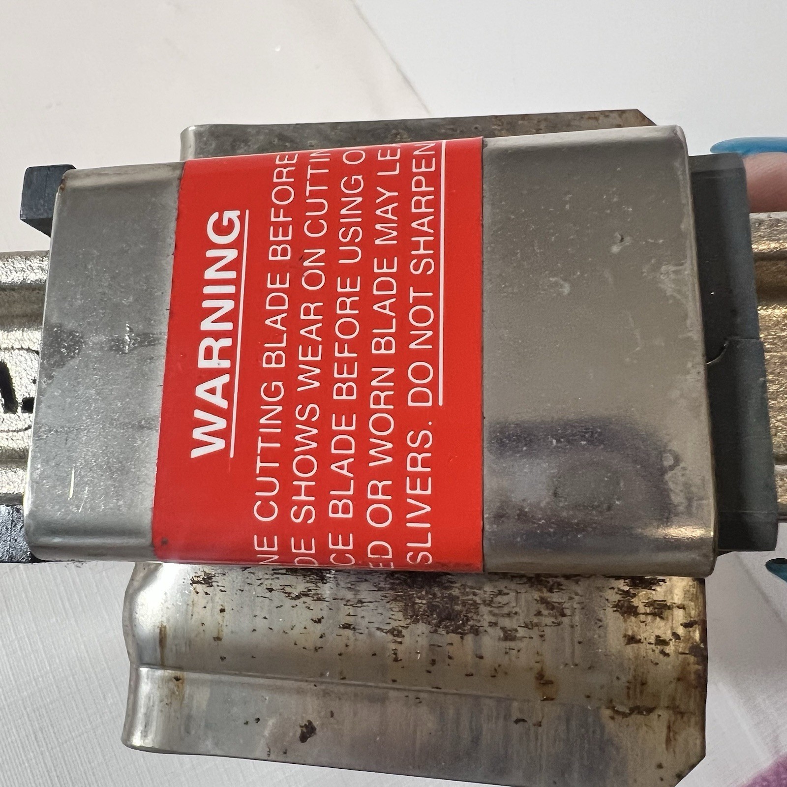 Commercial-grade, counter-mounted manual can opener, Edlund Size #1, H7, 809