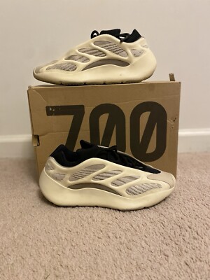 Yeezy 700 azael