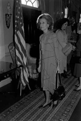 Anne Cox Chambers Carmen Lopez Portillo Nancy Kissinger and g- 1977 Old Photo