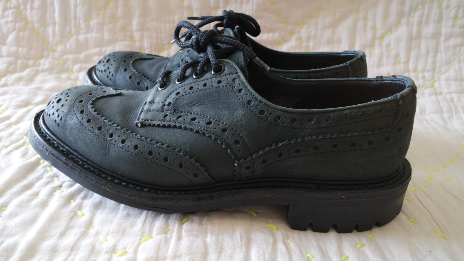 Trickers Bourton - image 4