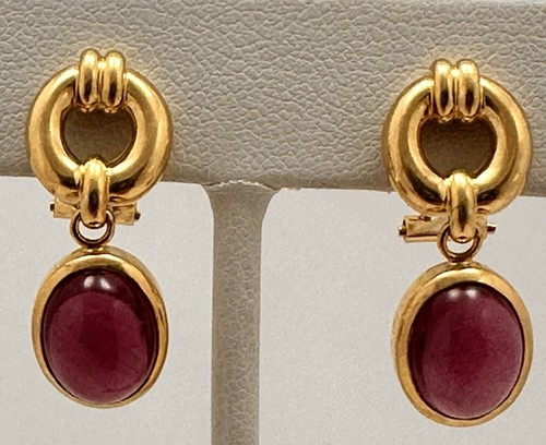 18k Yellow Gold ~ 8mm x 10mm Oval Amethyst ~ 1/2" x 1" Clip-On Earrings - Picture 6 of 8
