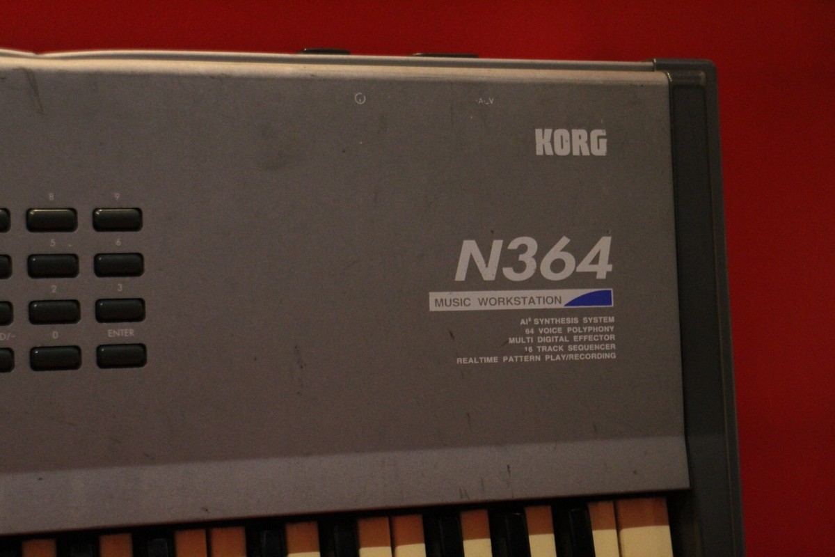 USED KORG N364 Workstation 61-Key Keyboard Synthesizer U1978