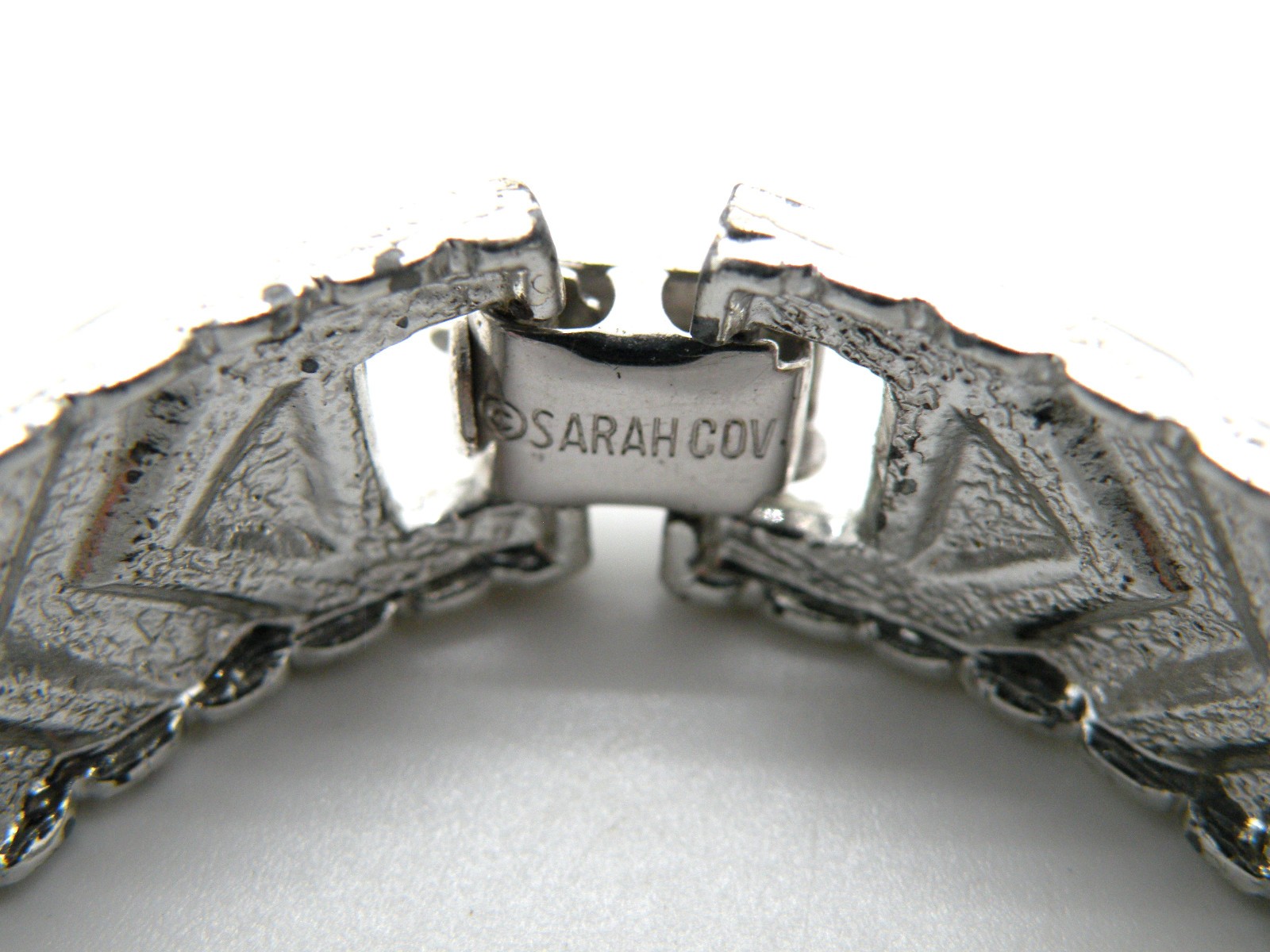 Rare Sarah Coventry Signed White Enamel Silver Tone Bracelet Jewelry Bracelet image 3