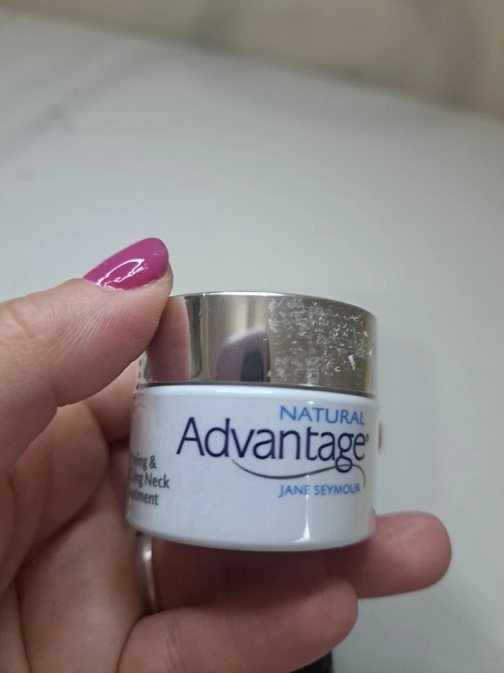 Jane Seymour Natural Advantage Tratamiento Reafirmante y Levantador Cuello Nuevo de Lote Antiguo Sellado... Foto 2 de 4