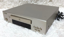 DENON DCD-F100 CD Compact Disc Player 260719