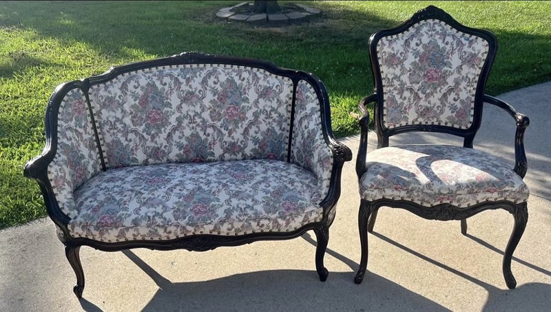 Louis XV Style French Settee and Chair.  Excellent Cond. 1930s Floral Mahogany