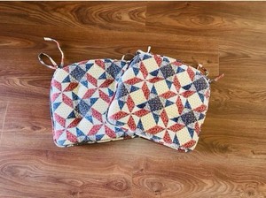 Pinwheel Quilt Style Cushion Chair Pad Set of 2 Farmhouse Country CottageCore