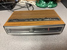 GE General Electric Radio AM FM Alarm Clock 7-4625A VNTG Woodgrain