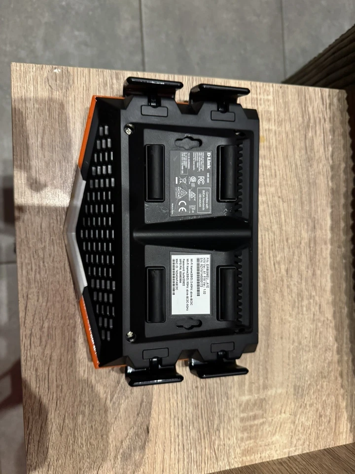 D-Link DIR-869 AC1750 High-Power Router – gebraucht, voll funktionsfähig - Bild 3 von 4