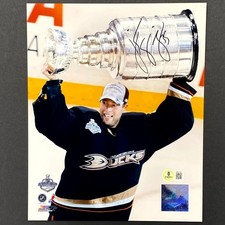 Anaheim Ducks Collecting and Fan Guide 74