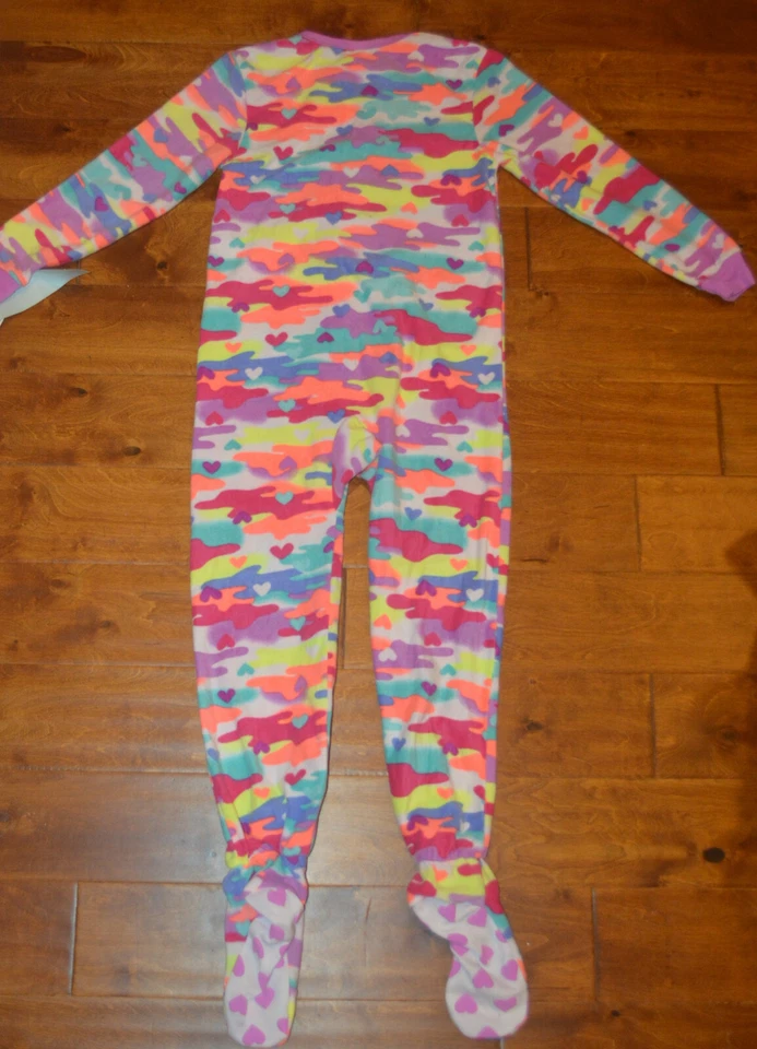 Conjunto de pijama de una pieza de manga larga múltiple corazón geo camuflaje circo para niñas talla mediana Foto 3 de 3