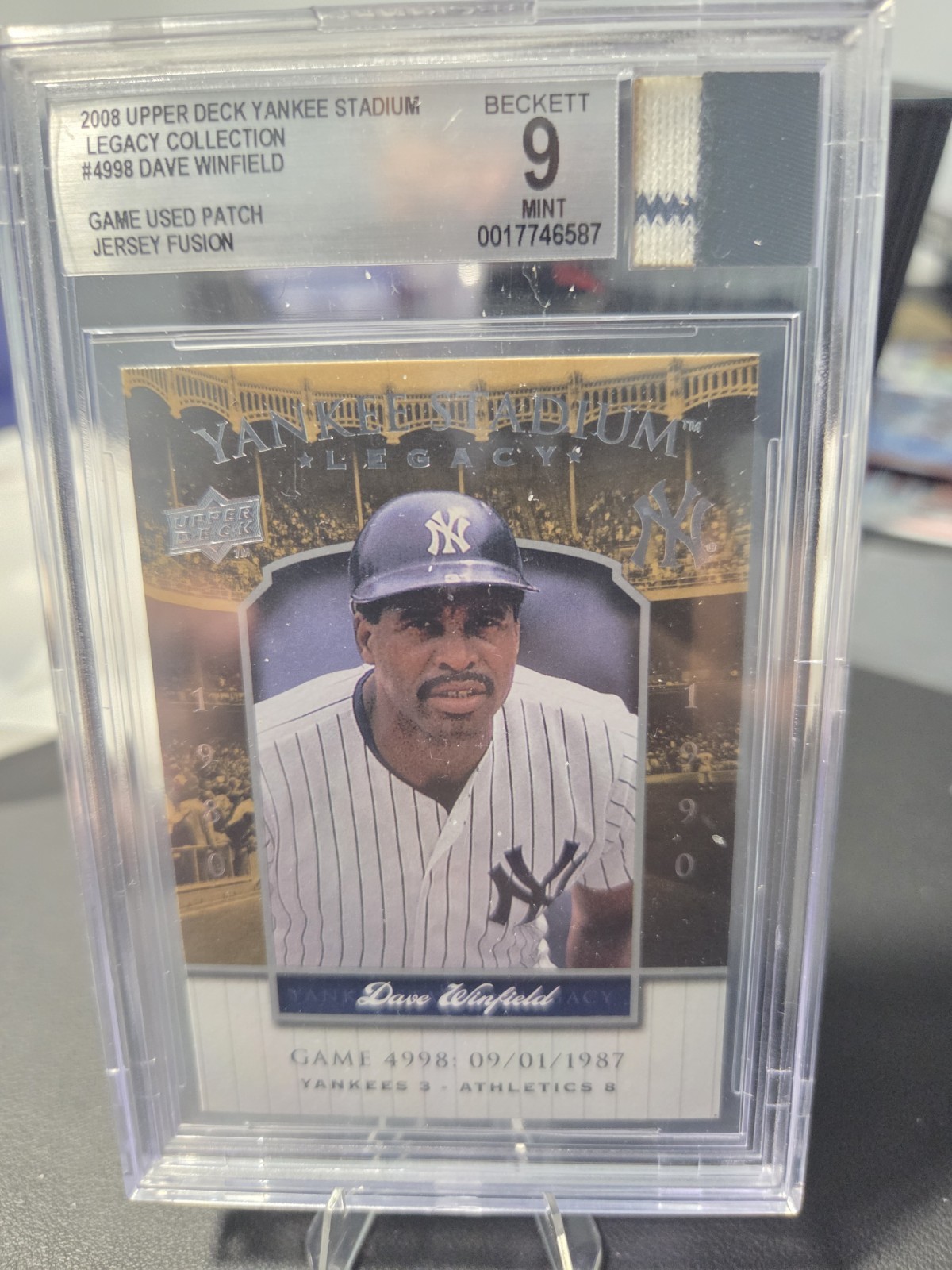 Dave Winfield 2008 UD Yankee Stadium Legacy JF Game Used Patch Beckett 9 Mint Condition