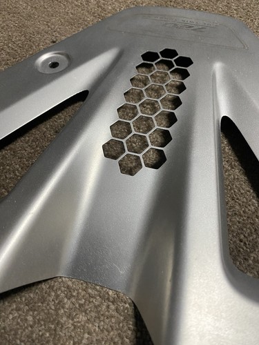 GREAT CONDITION GENUINE MCLAREN 720S 4.0 V8 TWIN TURBO ENGINE COVER NAME PLATE - Picture 7 of 15