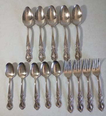 Rogers Grand Heritage 14pc Teaspoon Salad Fork Oval Soup Spoon Flatware