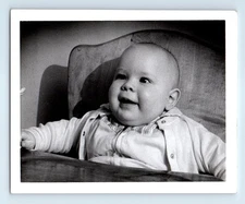 Old Vintage Photo CANDID PORTRAIT OF SOLO BABY ADORABLE FOUND PHOTOGRAPH
