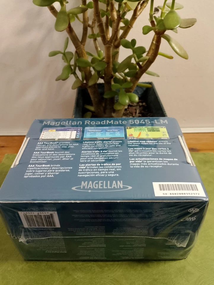 Magellan RoadMate 5045-LM - GPS - New Factory Sealed. Collector Item. HTF - Image 2 of 4